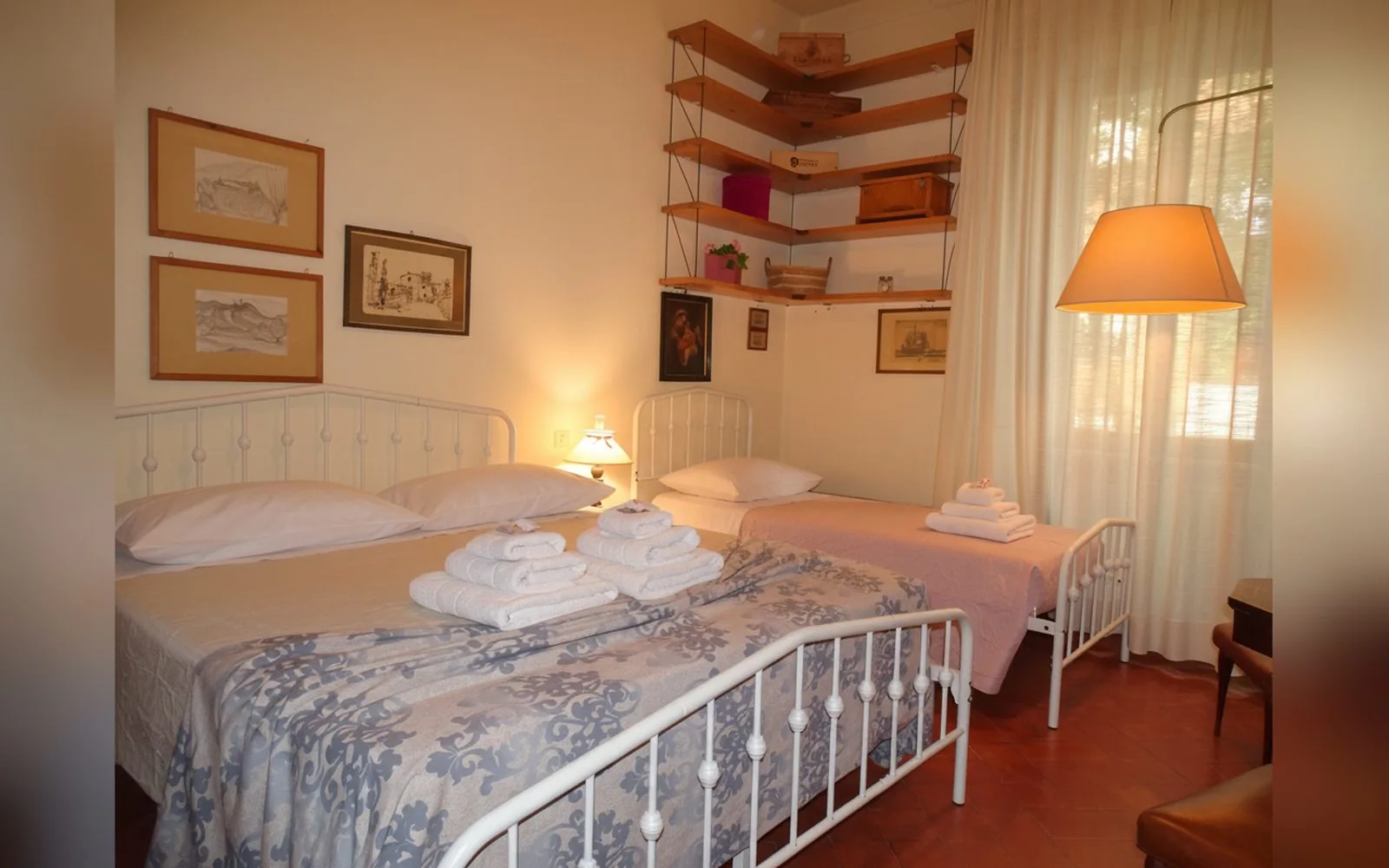 Camera 2 — foto 3
